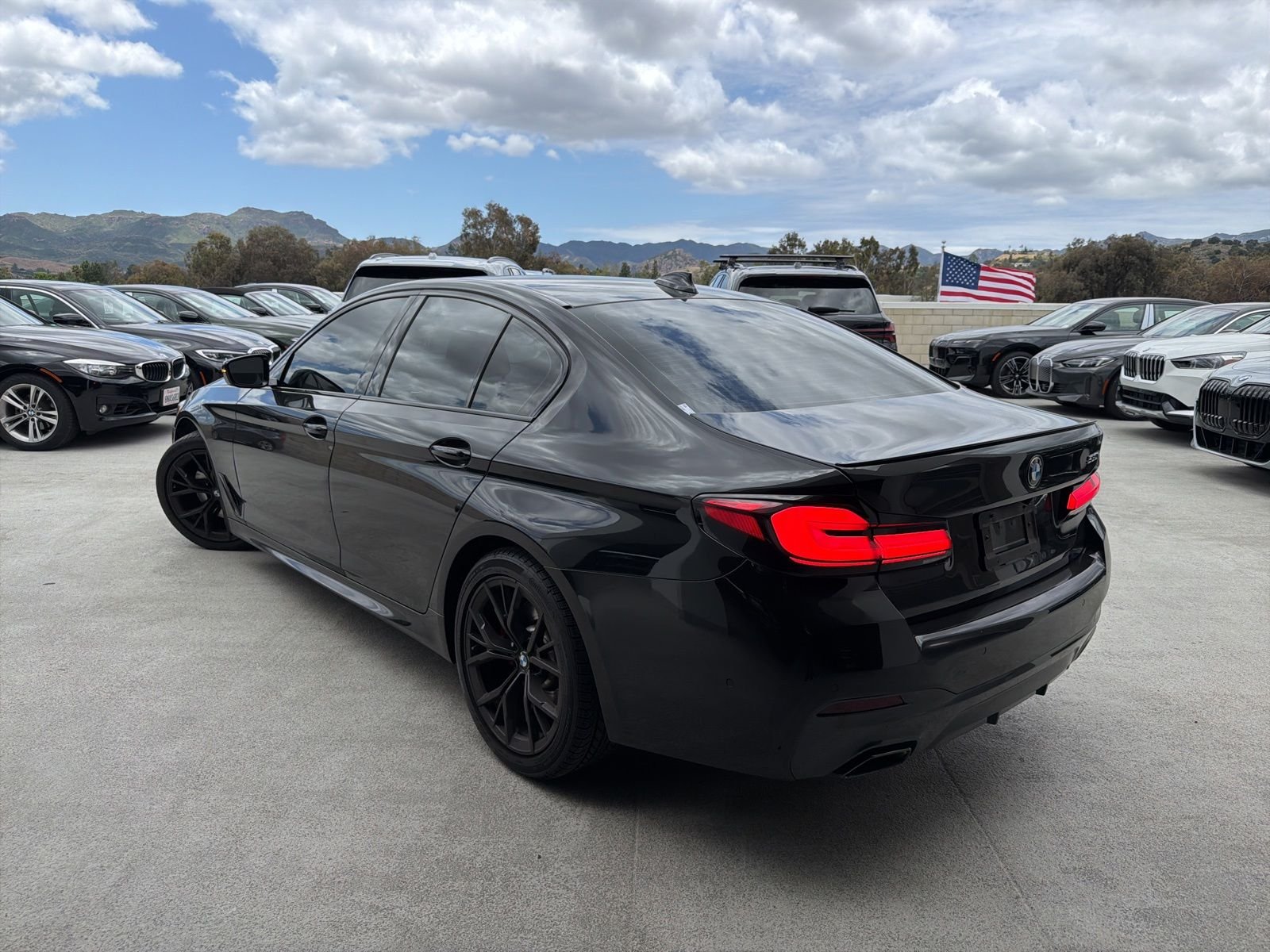 bmw 5 series 2023 WBA53BH0XPCN09077 image bmw 5 series 2023 WBA53BH0XPCN09077 image